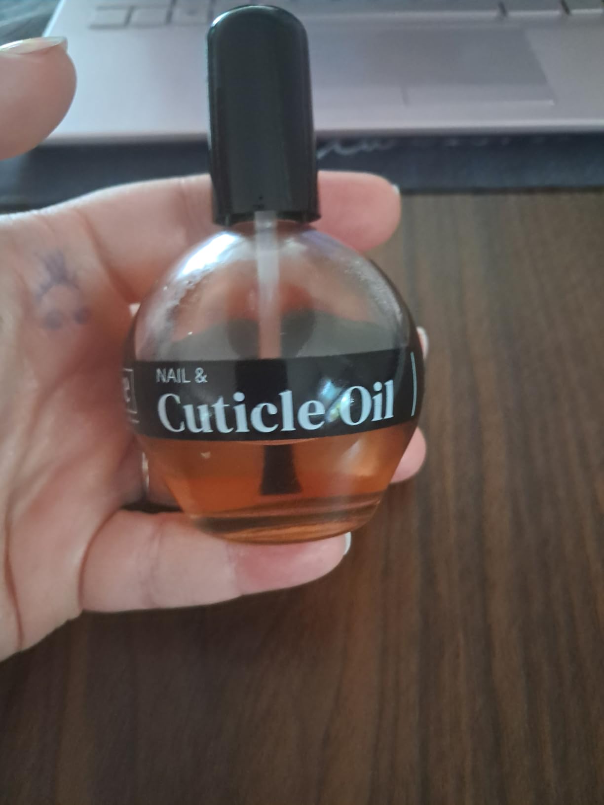 C CARE Sweet Almond Cuticle Oil For Nails - Repairs Cuticles Overnight - Moisturizes and Strengthens Nails and Cuticles - Dropper & Brush included - 2.5oz customer photo 2