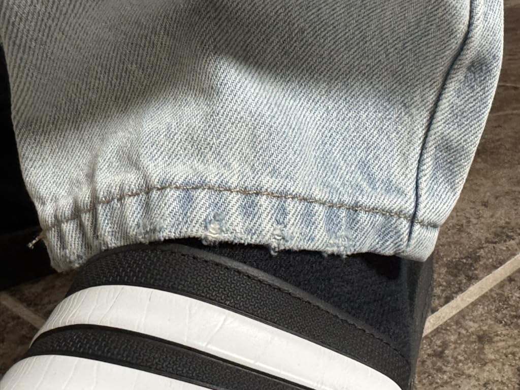 Levi's Men's 550 Relaxed Fit Jeans customer photo 2