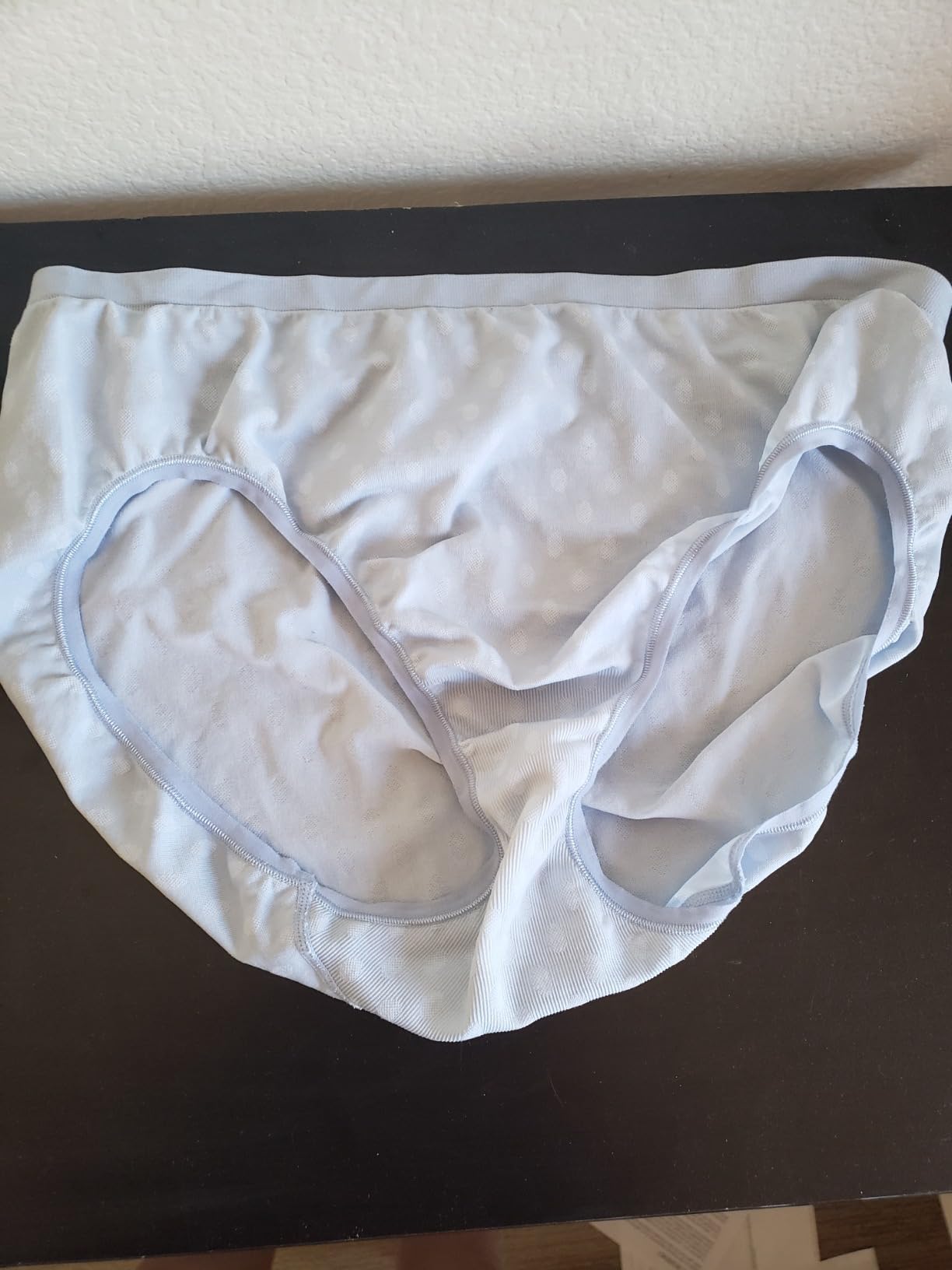 Fruit of the Loom Women's No Show Seamless Underwear, Amazing Stretch & No Panty Lines, Smooth Under Clothes customer photo 1