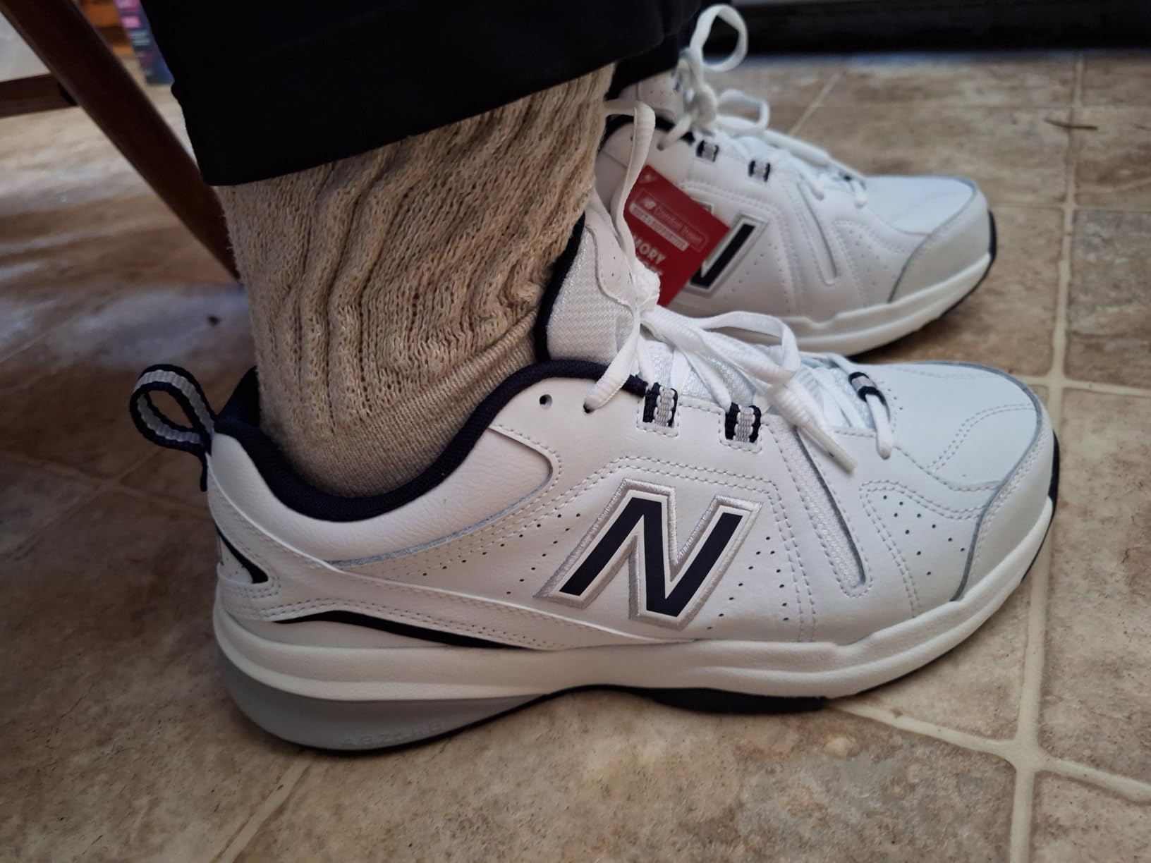 Men's 608 V5 Casual Comfort Cross Trainer customer photo 2
