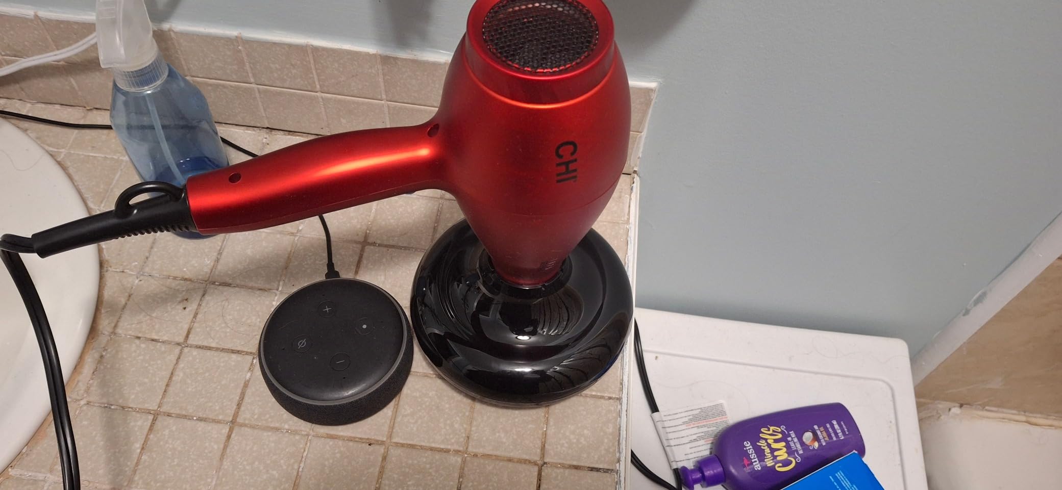 CHI 1875 Series Professional Ionic Hair Dryer with Ceramic Technology, 1875W Fast Drying Blow Dryer, Frizz Reduction & Shine, 3 Heat/2 Speed, Diffuser & Concentrator Attachments customer photo 1
