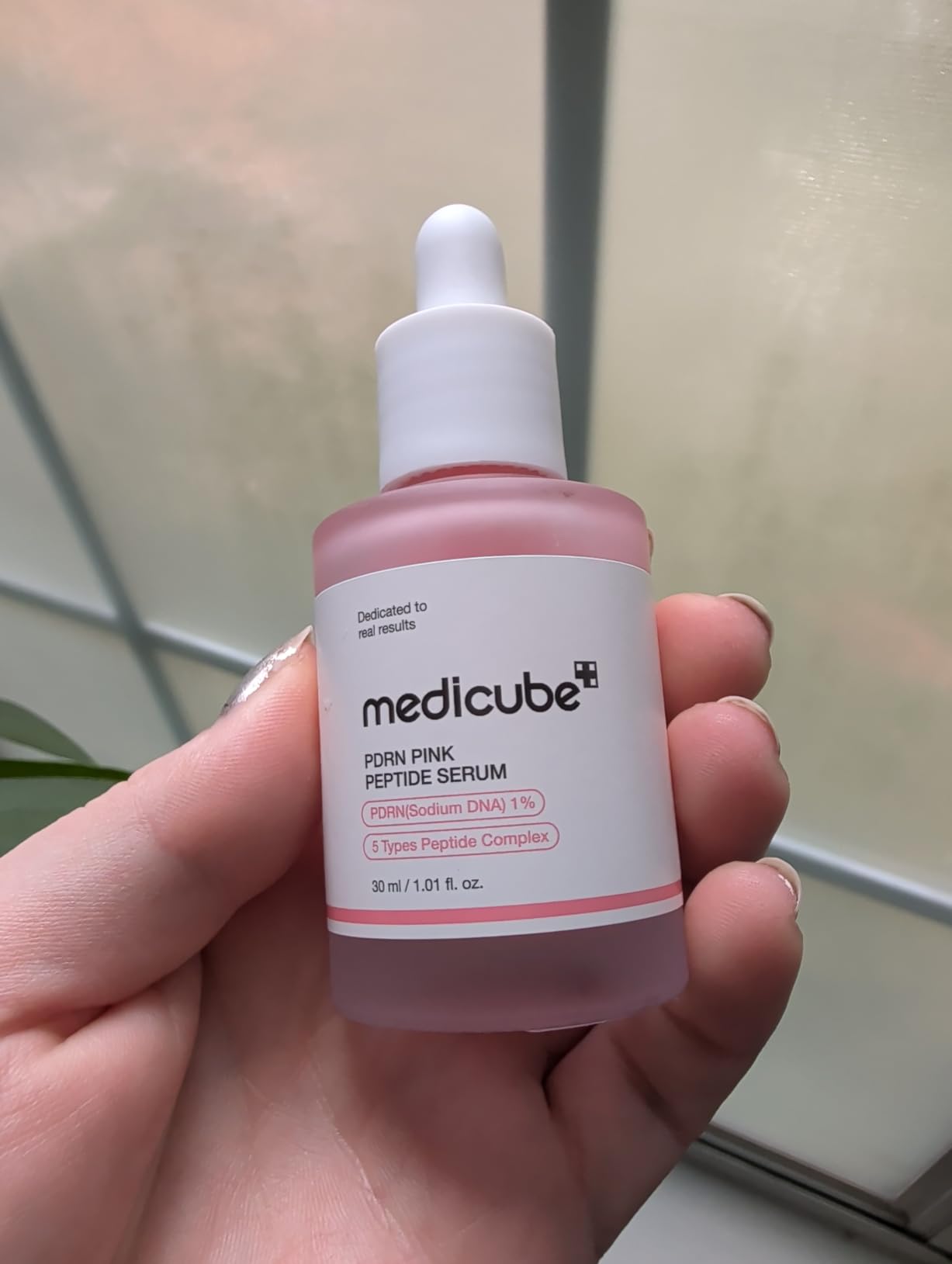 medicube PDRN Pink Peptide Serum with Salmon DNA | Pink Glow Serum with Peptides & Niacinamide for Hydration & Firm-Looking Skin | Uneven Tone Care | Korean Skincare, 1.01 fl. Oz customer photo 1