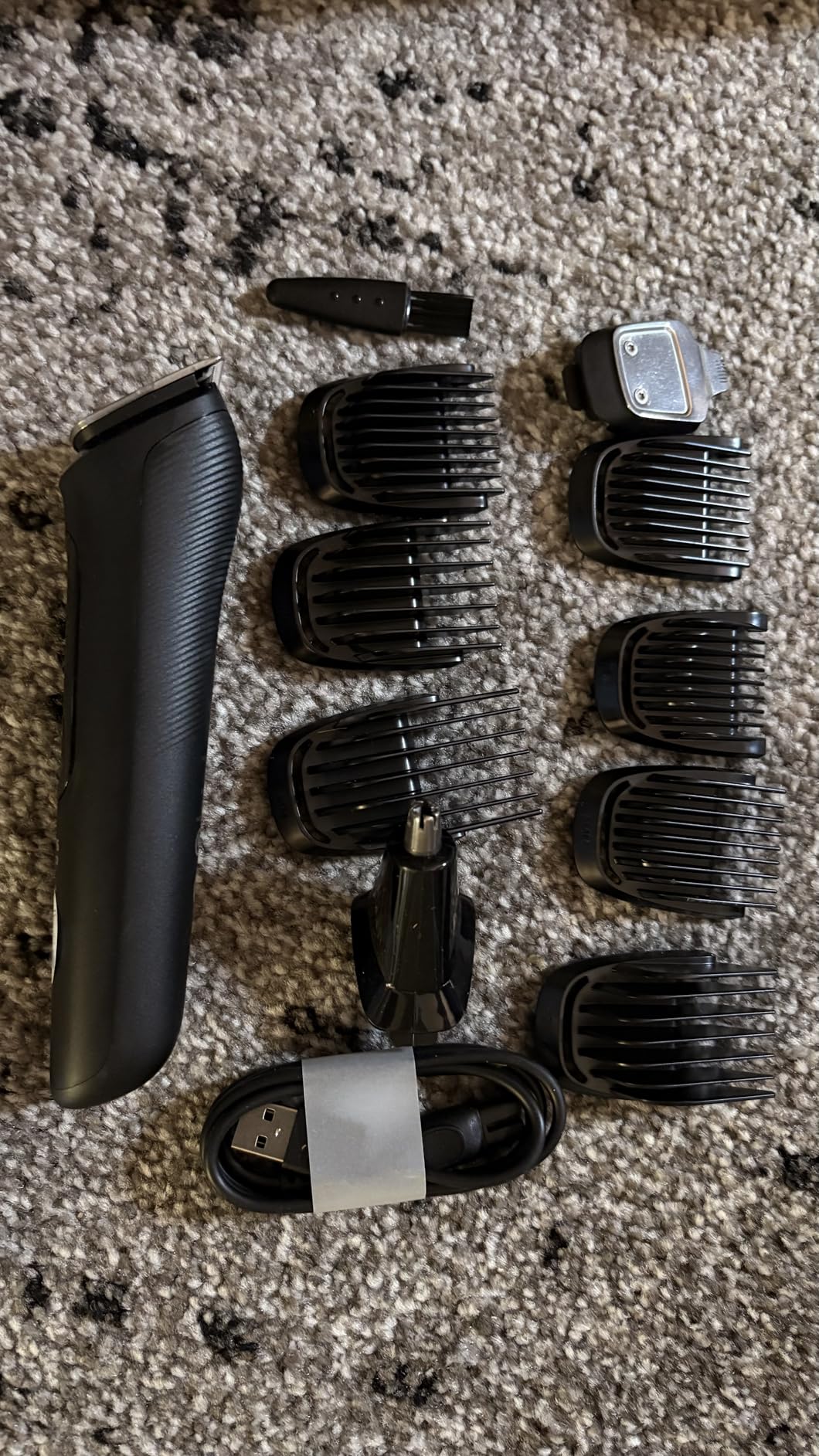 Philips Norelco All-in-One 3000 Series 13 in 1 Trimmer, Beard Styler & Men's Hair Clipper, 9 Length Settings & Self-Sharpening Skin-Friendly Blades, MG3919/50 customer photo 1