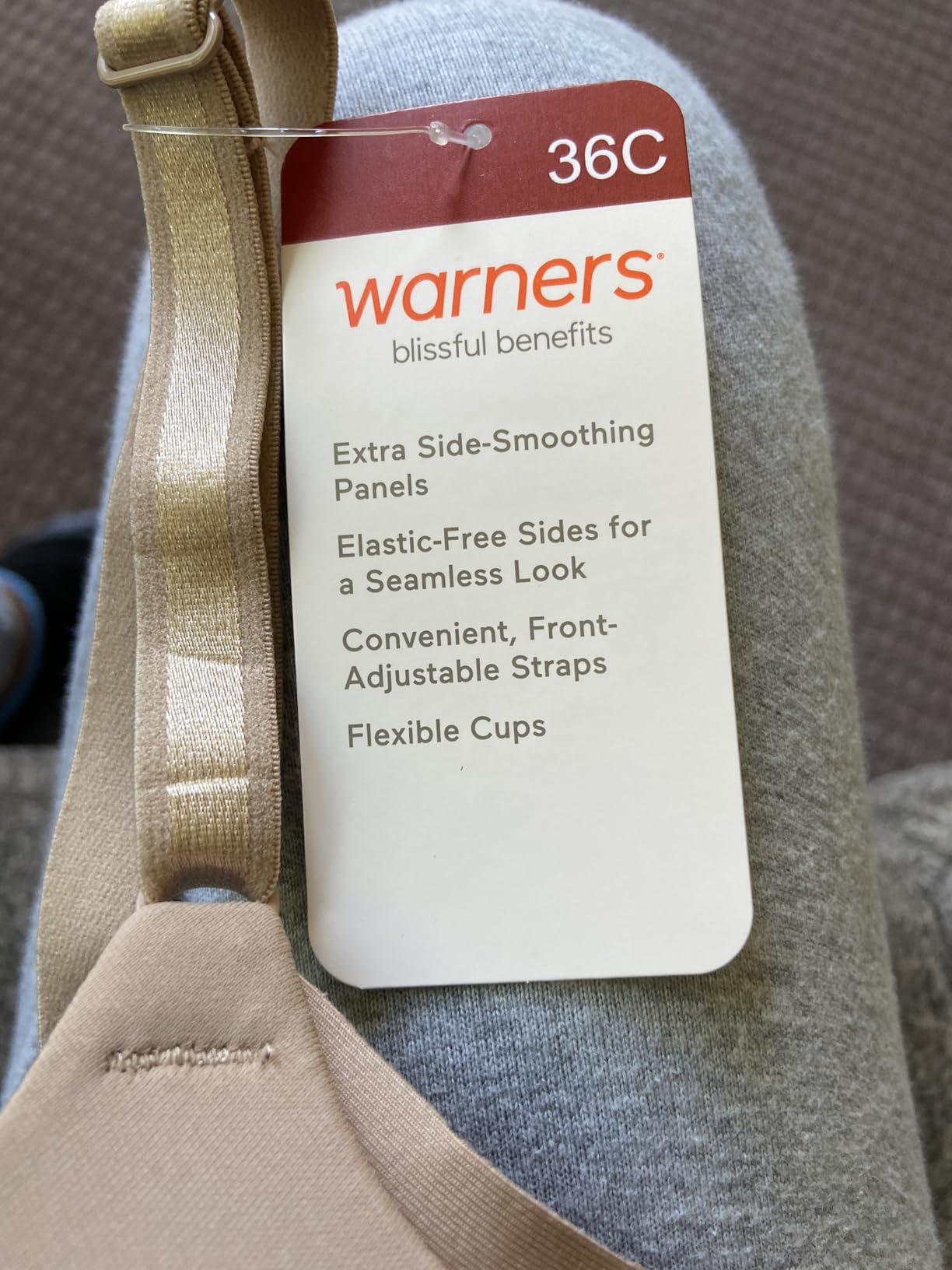 Warner's Women's Blissful Benefits Side Smoothing Underwire Bra customer photo 2
