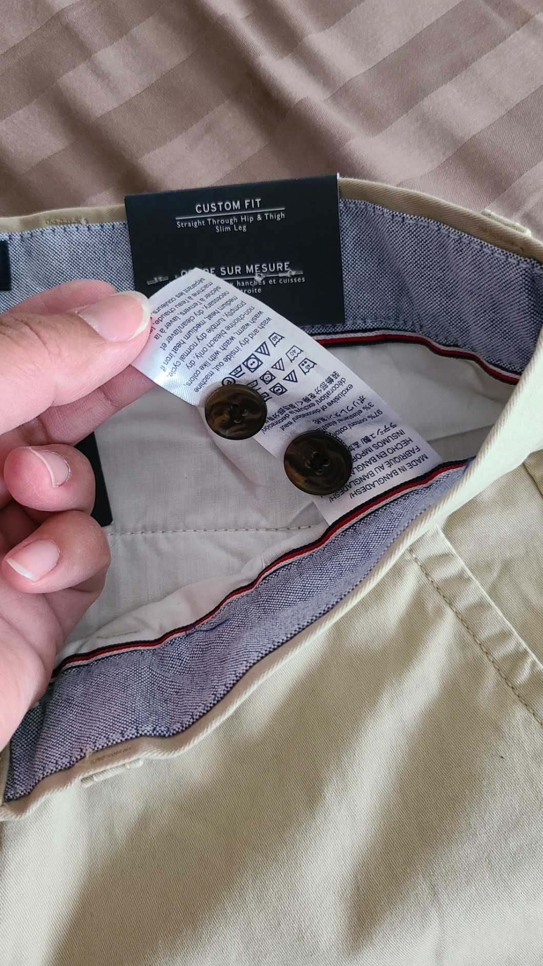 Tommy Hilfiger Men's Stretch Cotton Chino Pants in Custom Fit customer photo 1