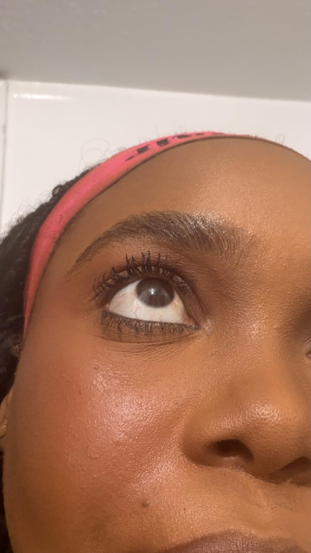 Maybelline Lash Sensational Sky Tubes Tubing Mascara, Extension-Like Lengthening Mascara, 24HR Eye Makeup with Shea Butter & Castor Oil, Very Black, 1 Count customer photo 2