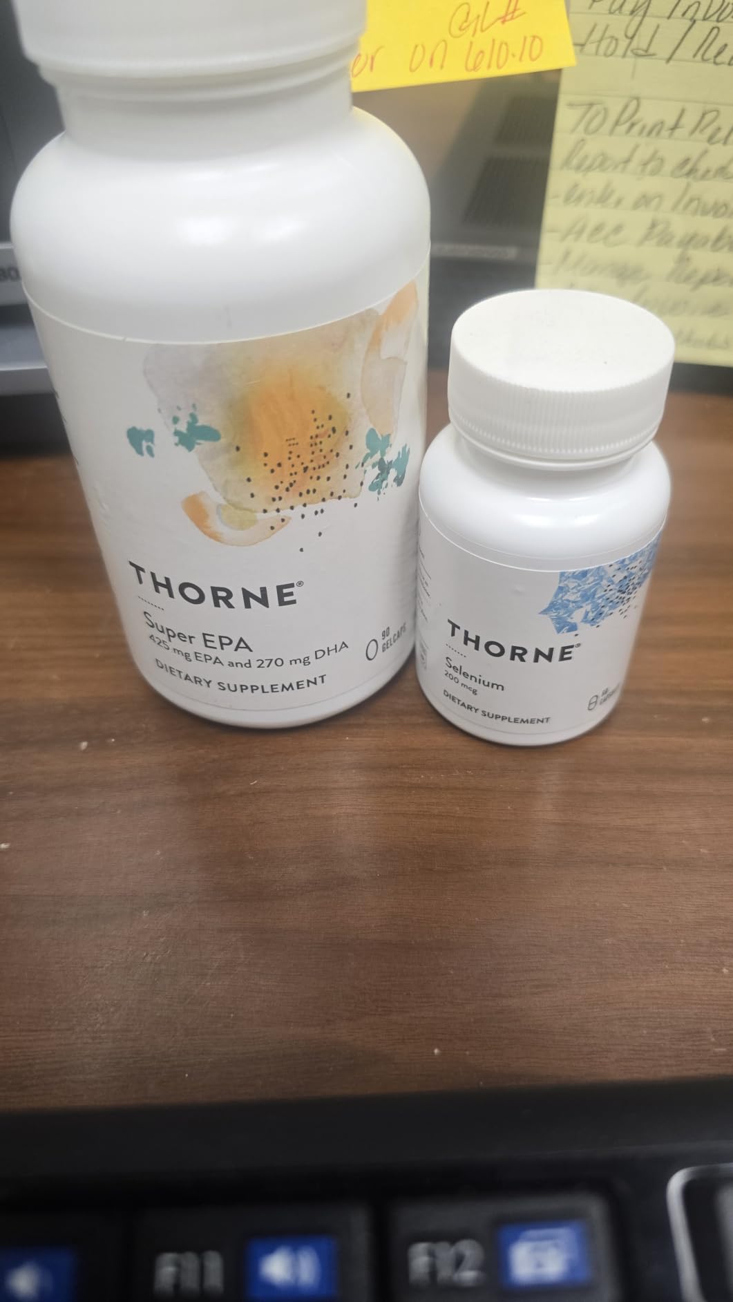 THORNE Selenium, 200 mcg L-Selenomethionine Supplement, 60 Capsules | Supports Healthy Thyroid Function, Immune Function, Healthy Aging & Antioxidant Defense*, NSF Contents Certified customer photo 2