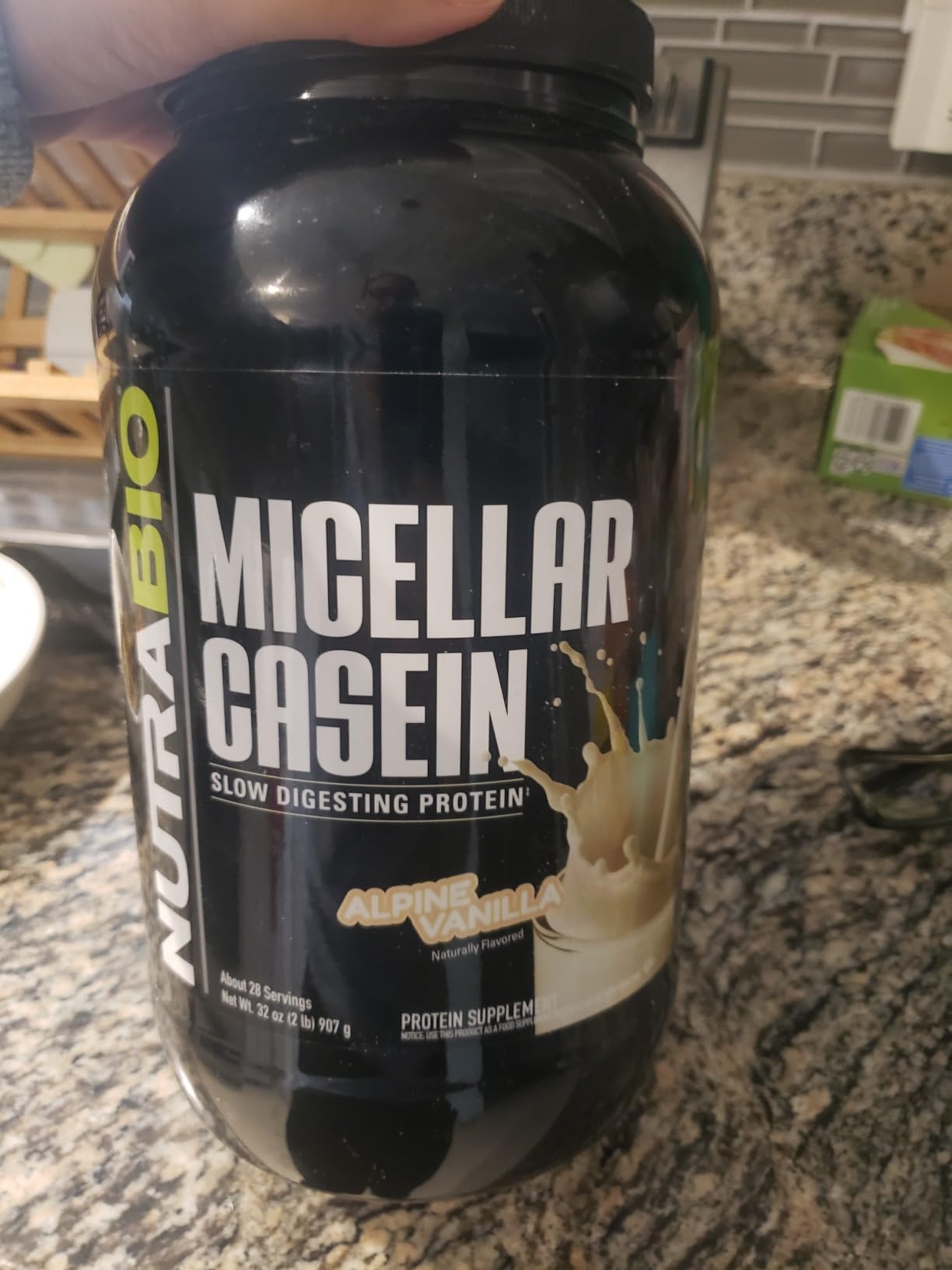 NutraBio Casein Protein Powder, Micellar Casien Powder, 25g Slow Digesting Protein, Helps Keep You Full, Overnight Muscle Recovery & Growth, BCAA & EAA, Gluten Free, Soy Free, 2lb Vanilla customer photo 2