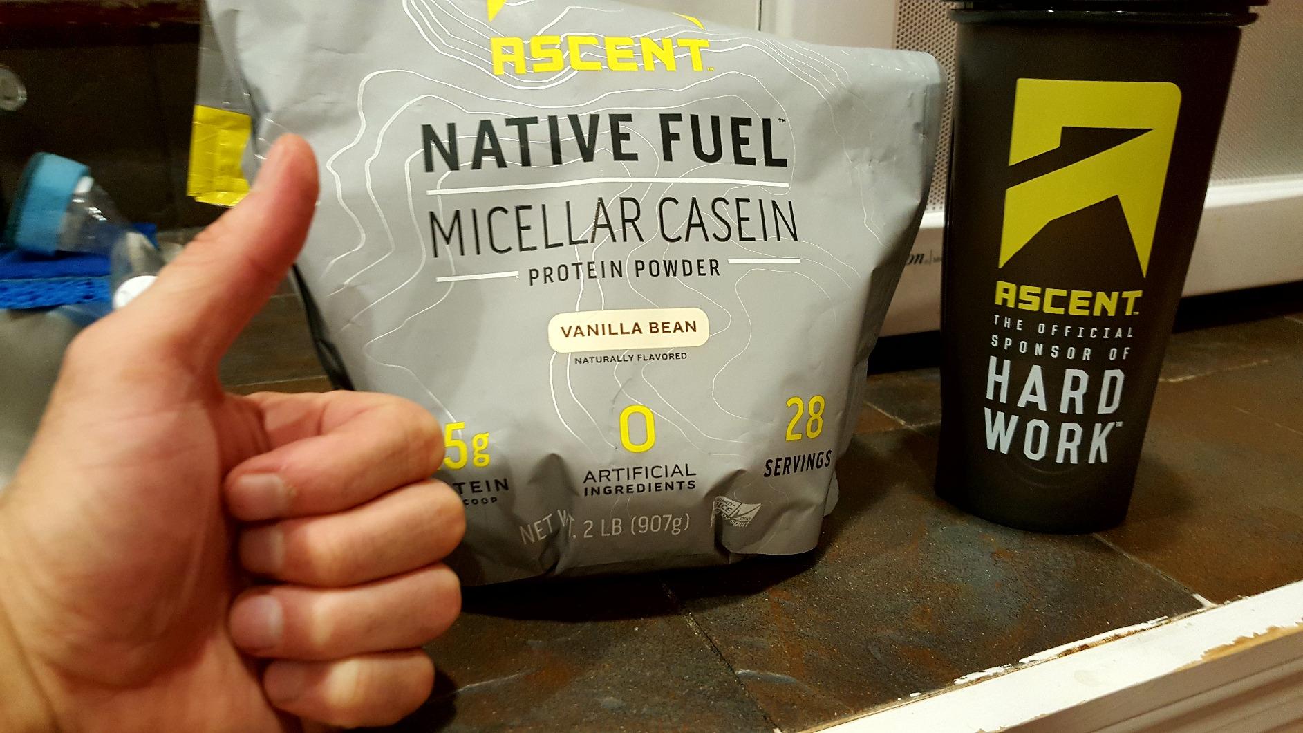 Ascent Casein Protein Powder - 25g Micellar Casein Powder with Zero Artificial Flavors & Sweeteners, Gluten-Free, No Added Sugar, 4.9g BCAA, 2.2g Leucine - Vanilla Bean, 2 Pounds customer photo 1