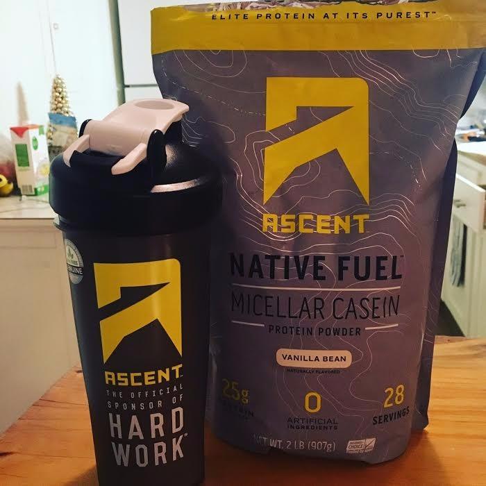 Ascent Casein Protein Powder - 25g Micellar Casein Powder with Zero Artificial Flavors & Sweeteners, Gluten-Free, No Added Sugar, 4.9g BCAA, 2.2g Leucine - Vanilla Bean, 2 Pounds customer photo 2