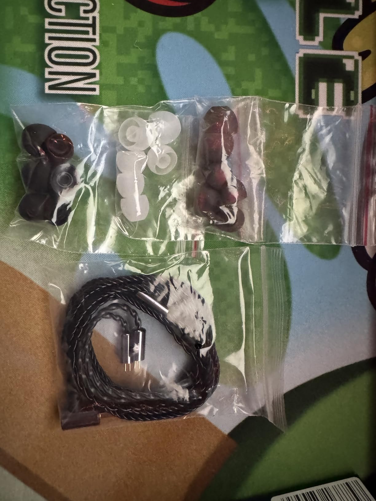 Linsoul Kiwi Ears Cadenza 10mm Beryllium Dynamic Driver IEM 3D Printed with Detachable Interchangeable Plug 0.78 2pin 3.5mm IEM Cable for Musician Audiophile (Red) customer photo 2