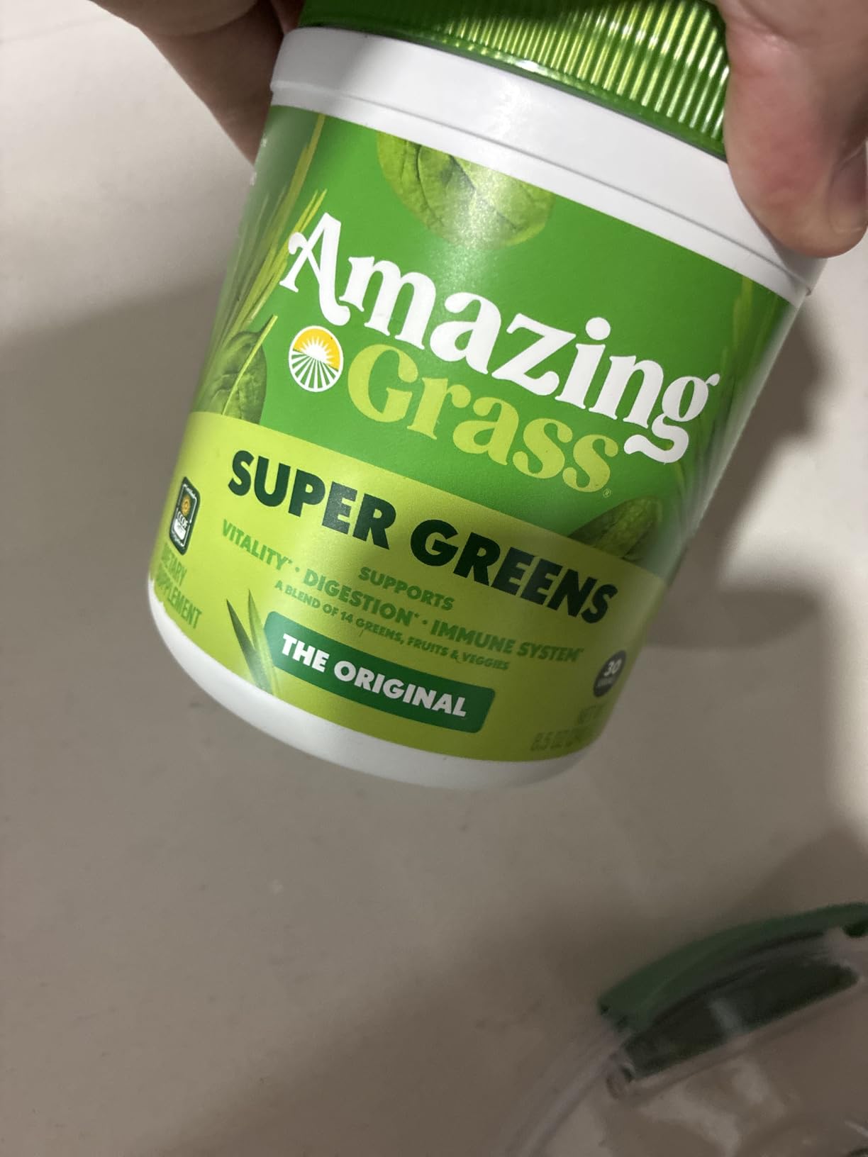 Amazing Grass Super Greens Powder, Organic, Greens Superfood Powder, Smoothie Supplements, Supports Digestion, Probiotics, Spirulina, Beet Root, Original, 60 Servings, 16.9 Ounce (Packaging May Vary) customer photo 2