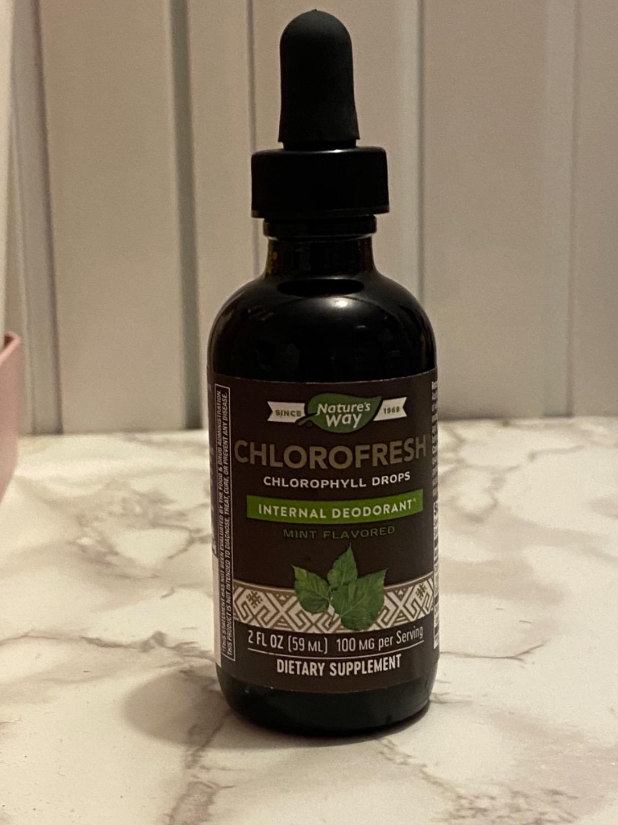 Nature's Way Chlorofresh Chlorophyll Drops, Mint Flavored, 2 Fl Oz | Supports Detox Pathways, Liquid Chlorophyllin Copper Complex, Supports Healthy Skin, Internal Deodorant, Gluten-Free customer photo 1