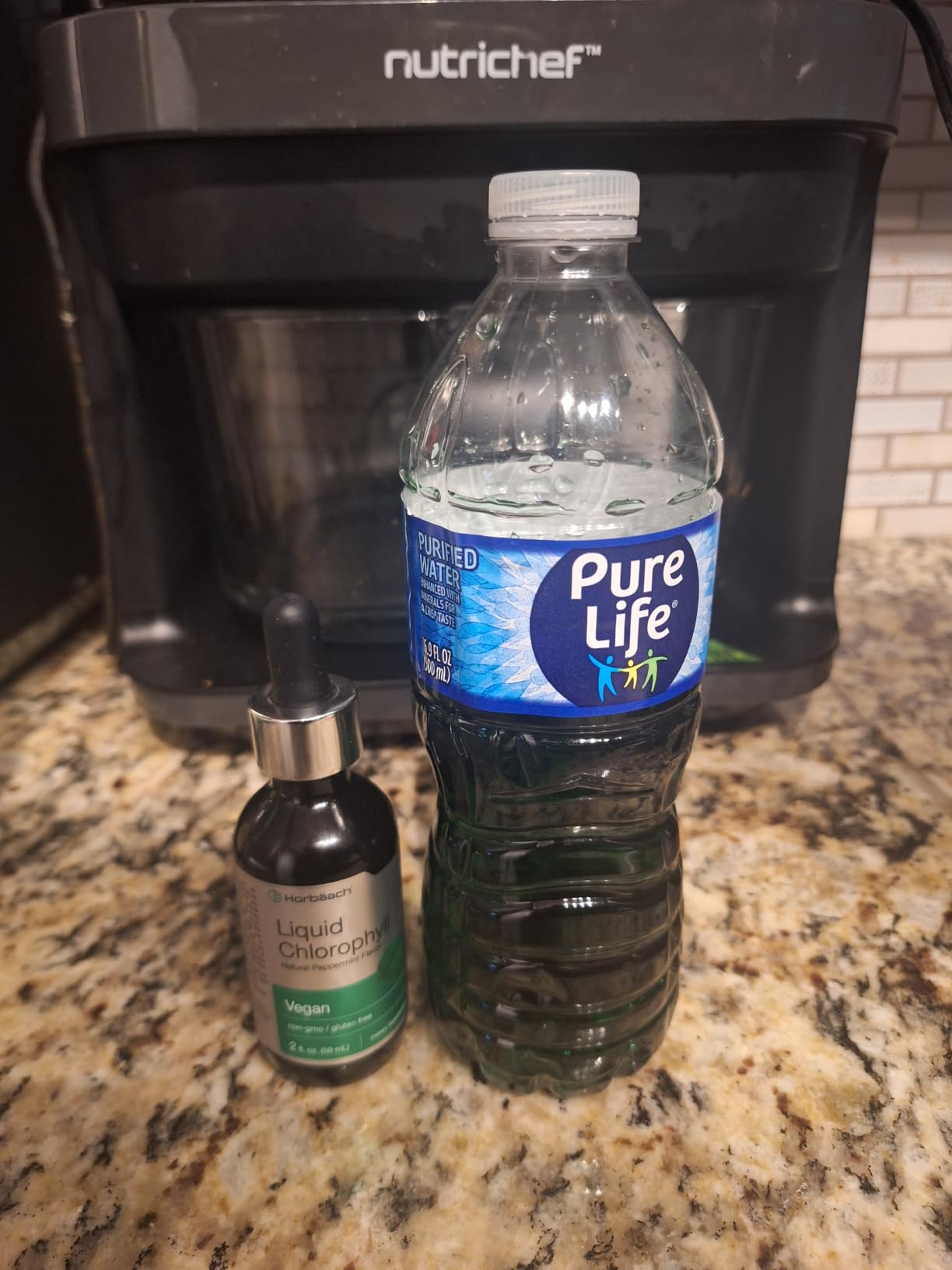 Horbach Liquid Chlorophyll Drops | 2 fl oz | Natural Peppermint Flavor | Vegan, Non-GMO & Gluten Free Formula customer photo 1