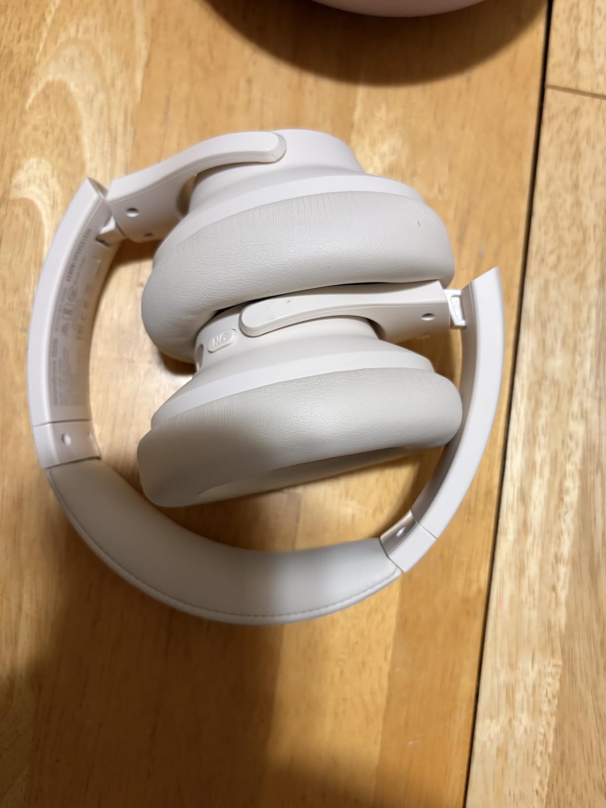 Soundcore by Anker Q20i Hybrid Active Noise Cancelling Headphones, Pink customer photo 1