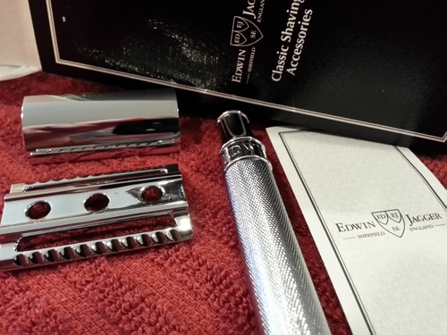 Edwin Jagger DE89Lbl Lined Detail Chrome Plated Double Edge Safety Razor customer photo 2