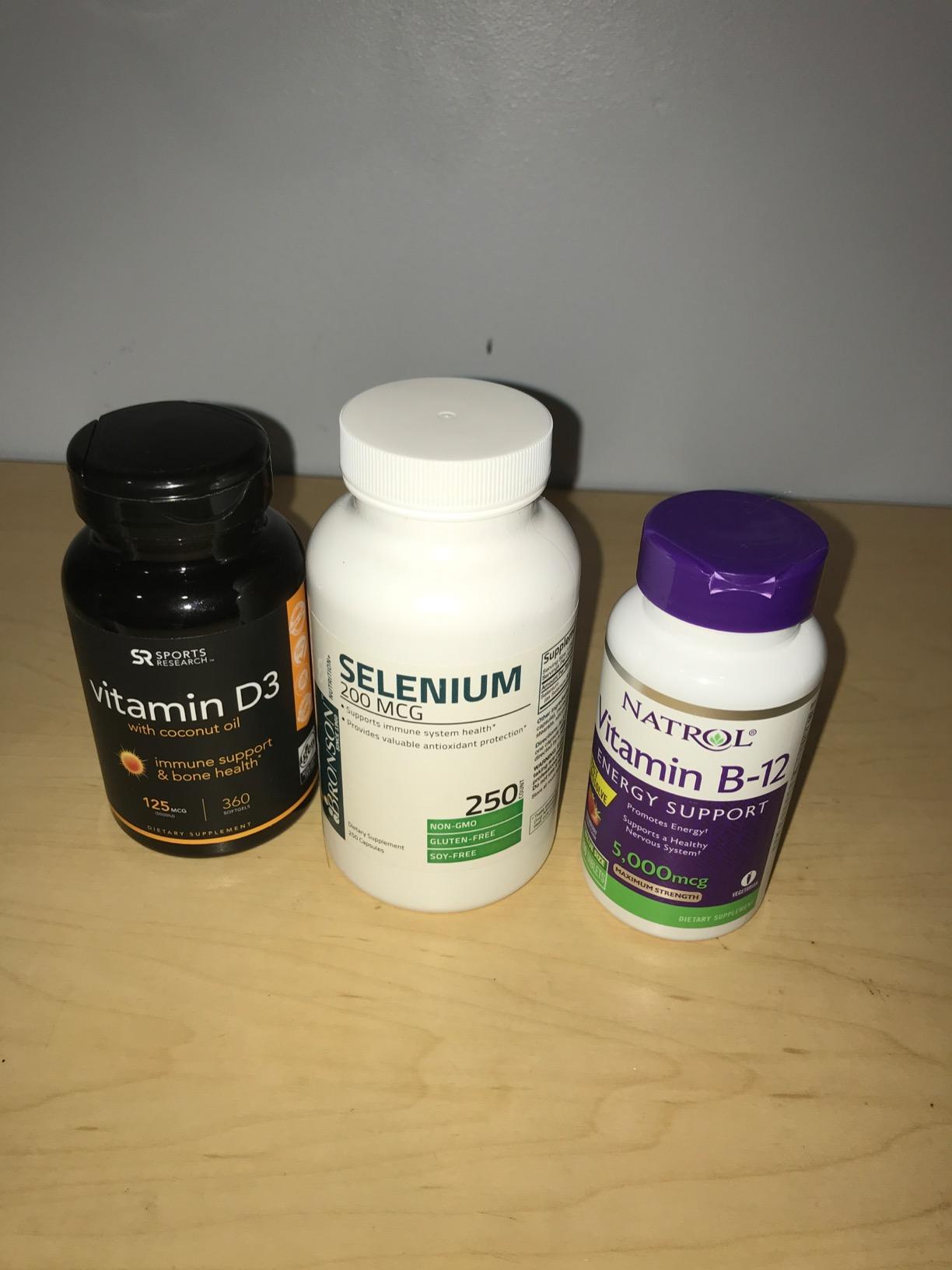 Bronson Selenium 200 mcg Albion Chelated Amino Acid Complex, 100 Capsules | Yeast-Free Essential Trace Mineral, Immune, Prostate & Metabolism Support, Vegetarian, Non-GMO, Gluten-Free & Soy-Free customer photo 1