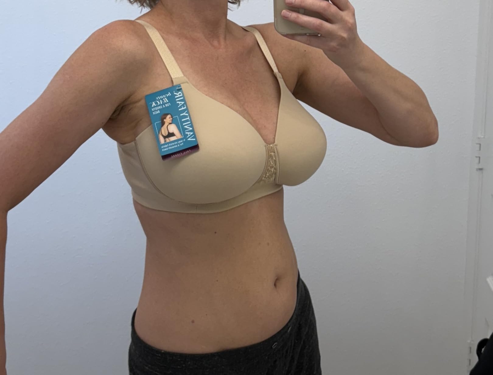 Vanity Fair Women's Full Figure Beauty Back Smoothing Bra, 4 Way Stretch Fabric, Lightly Lined Cups up to H customer photo 1