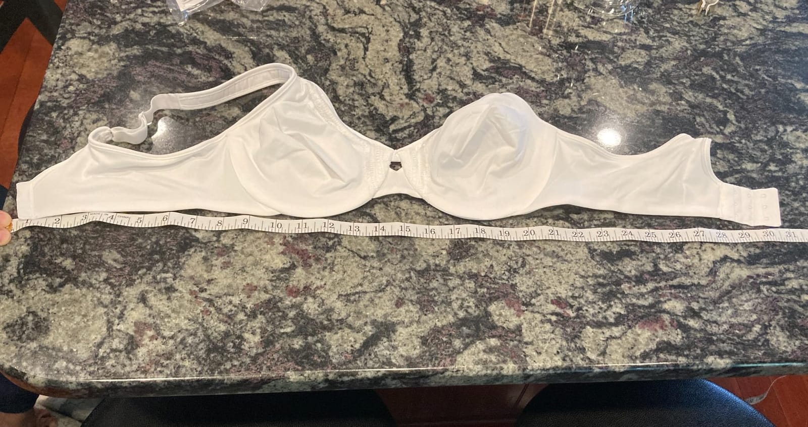 Olga Women's Butterfly Effect Full-Figure Minimizer Bra Og35912 customer photo 1