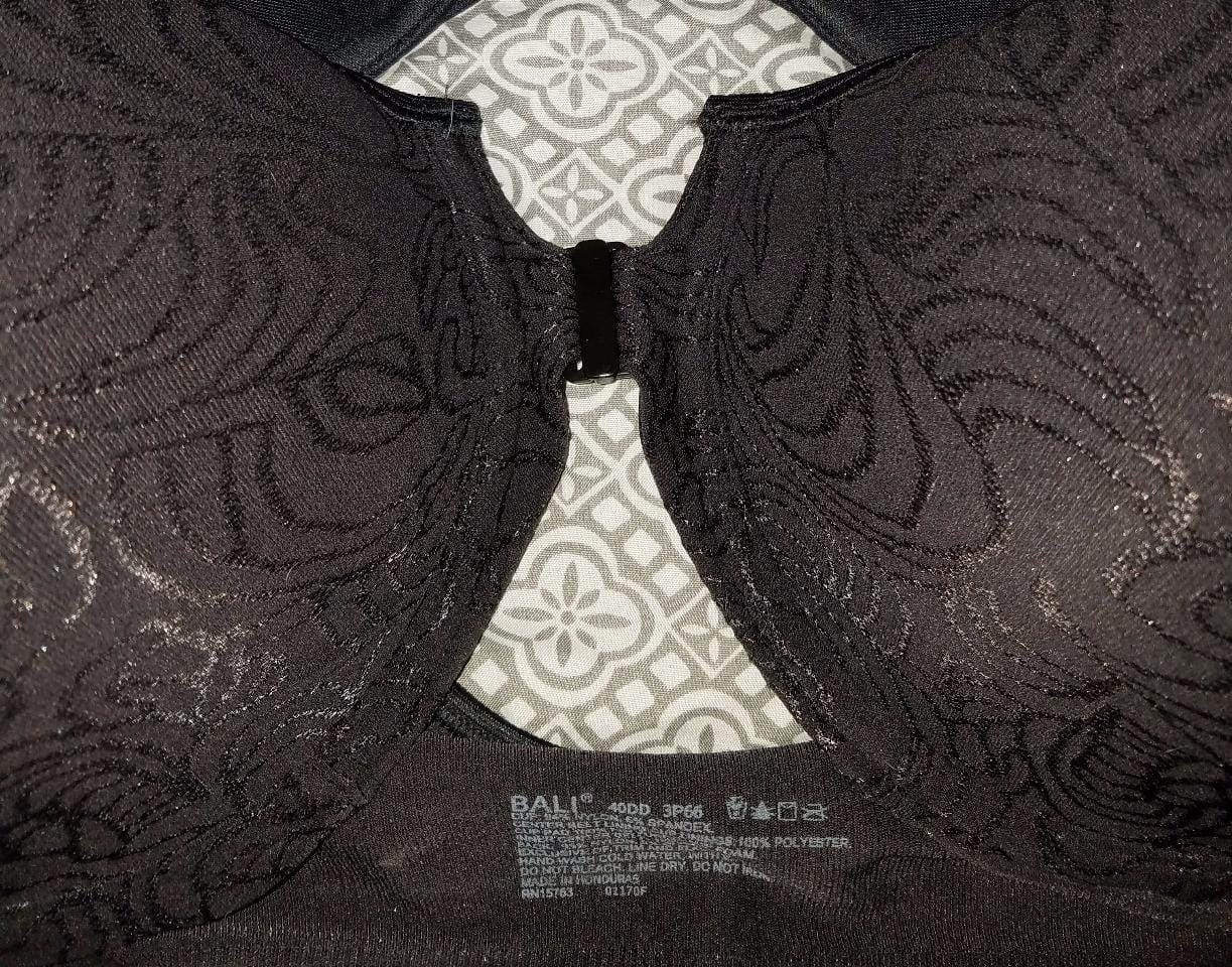 Bali Women's Everyday Bras - Comfort Revolution Front Close Bras, Adjustable & Supportive, Plus Size Women customer photo 1