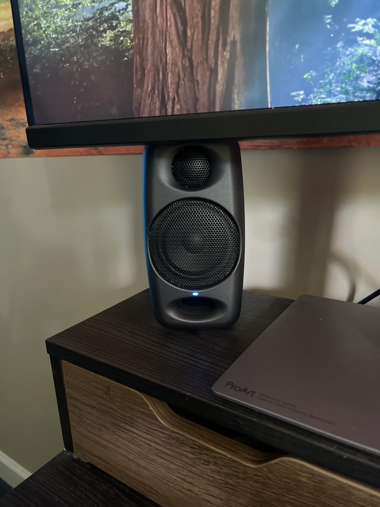 iLoud Micro Monitor 50 watt Portable Wireless Bluetooth Studio Reference Monitors, Dual Speakers for Music Production, Mixing, Mastering, Composing, producing and DJs customer photo 2
