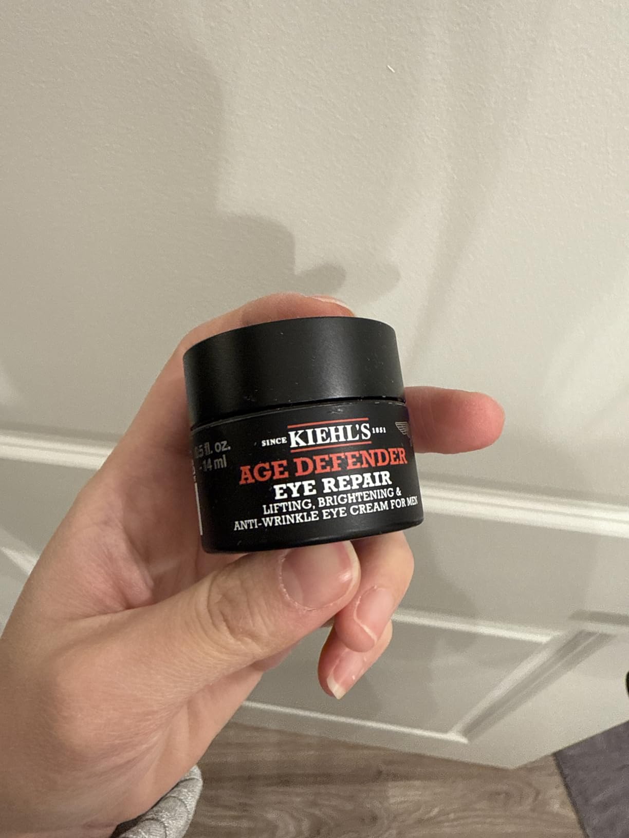 Kiehl's Age Defender Eye Repair - Reduces Dark Circles - 0.5 fl oz | Men's Eye Cream for Anti-Aging - Minimizes Crow's Feet customer photo 2