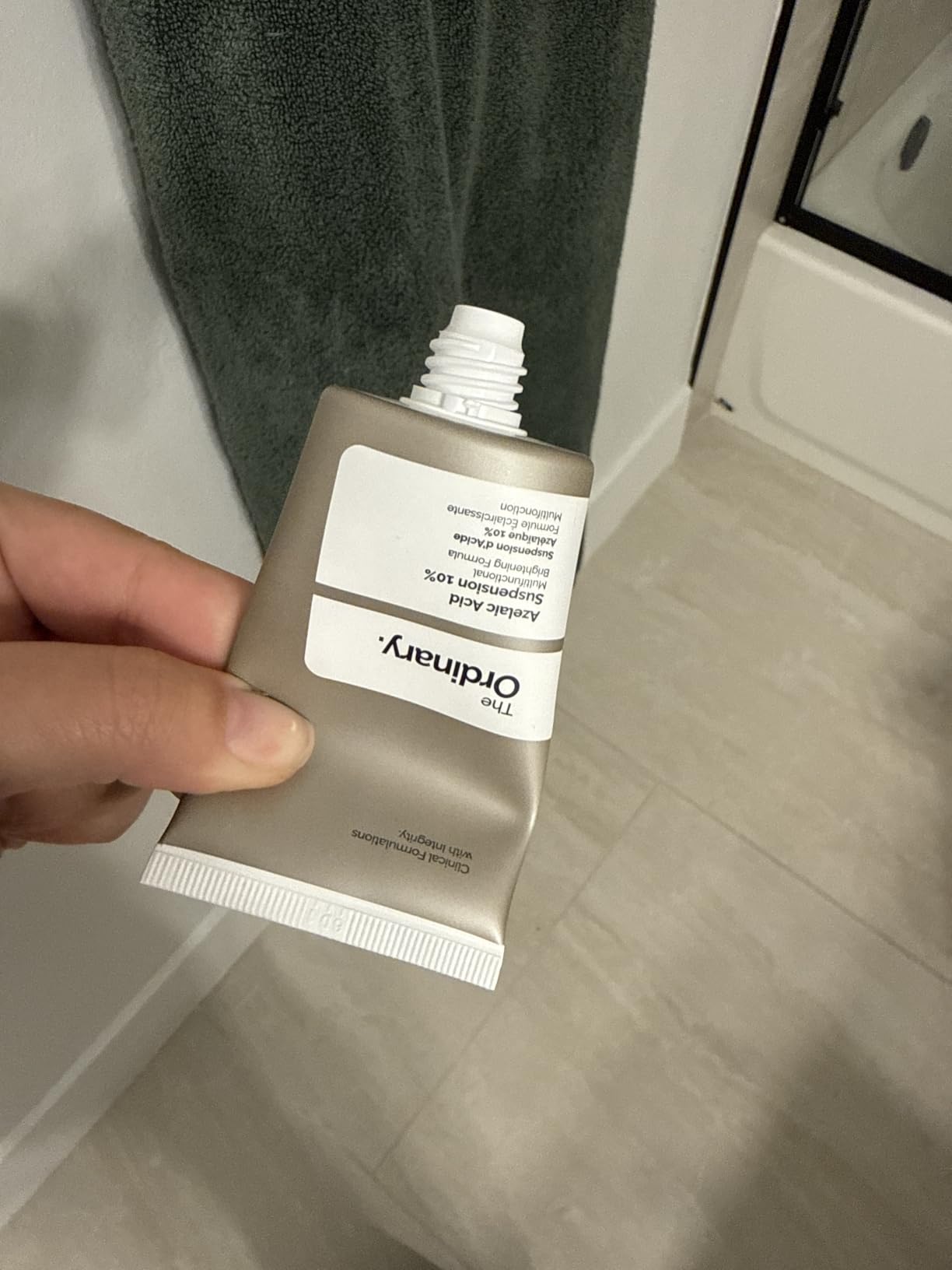 The Ordinary Azelaic Acid Suspension 10%, Formula for Uneven and Blemish-Prone Skin customer photo 1