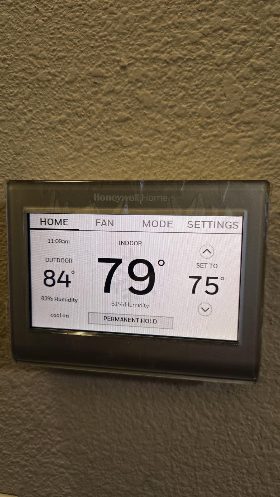 Honeywell Home RTH9585WF Wi-Fi Smart Color Thermostat, 7 Day Programmable, Touch Screen, Energy Star, Alexa Ready, C-Wire Required, Not Compatible with Line Volt Heating Gray customer photo 2
