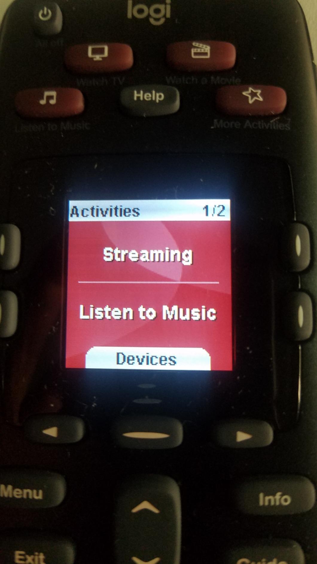 Logitech Harmony 665 Advanced Remote Control customer photo 2