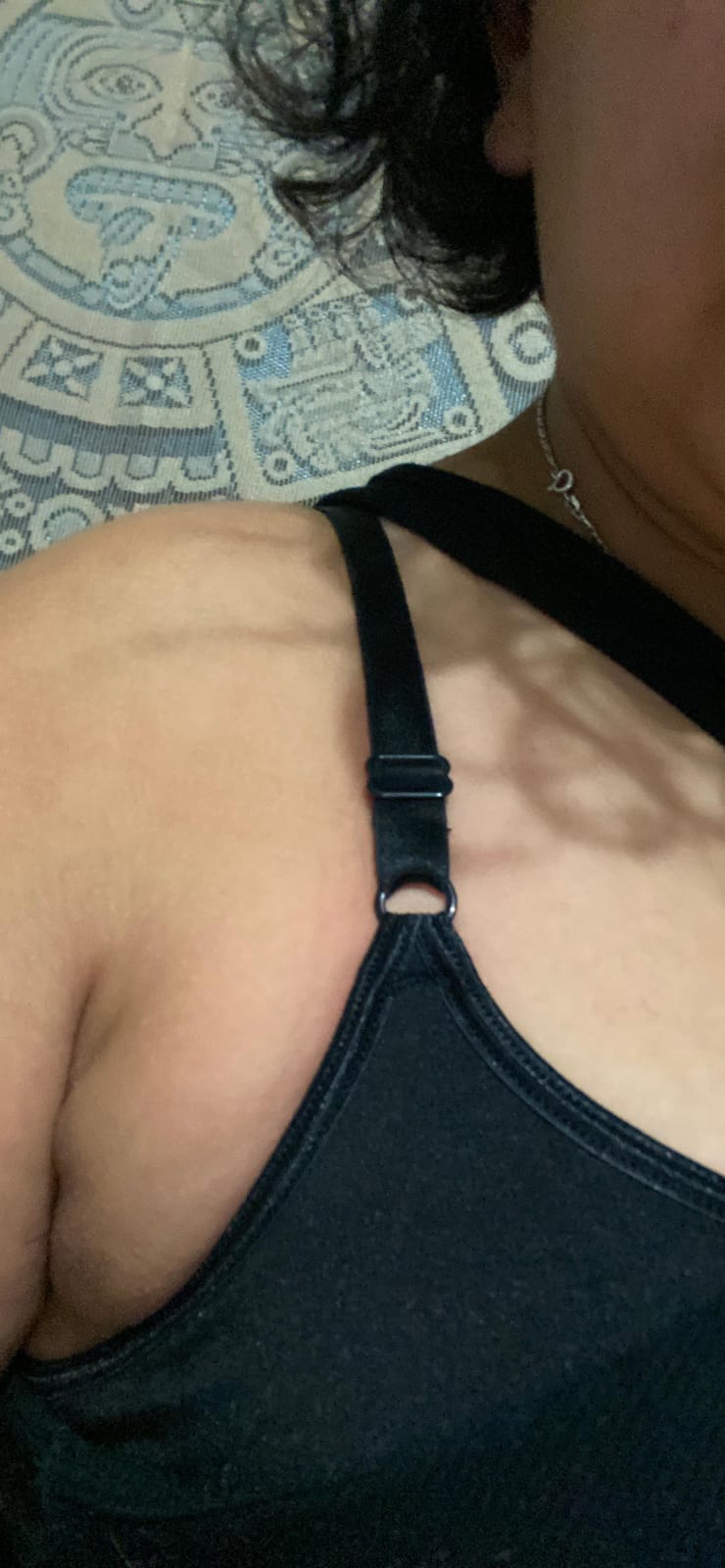 Warner's Blissful Benefits Women's Dig-Free Comfort Band with Seamless Stretch Wireless Lightly Lined Comfort Bra RM0911W customer photo 1