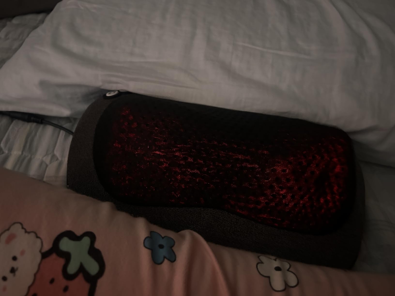 VIKTOR JURGEN Shiatsu Back Massager with Heat, Deep Tissue for Pain Relief | Electric 3D Kneading Massage Pillow for Neck, Shoulder, Back, Christmas for Men Women Dad Wife Mom Gifts (NOT Cordless) customer photo 1