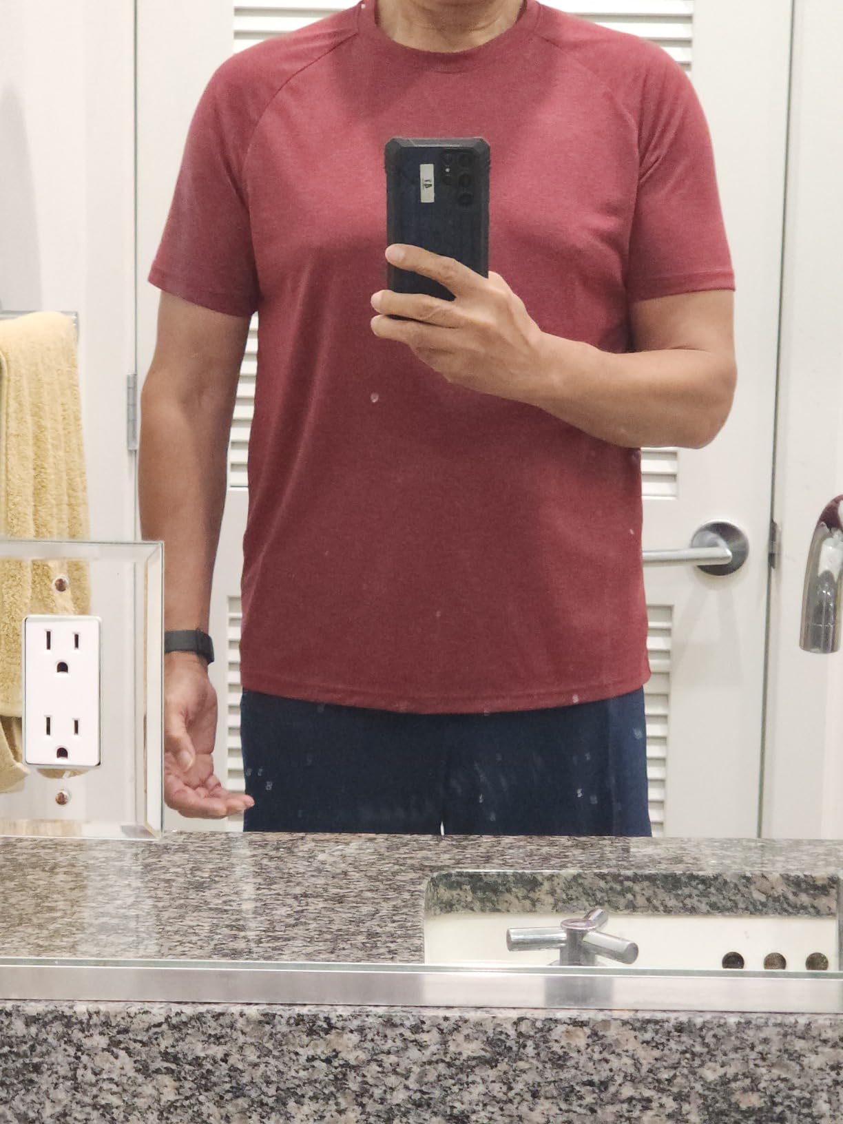 MCPORO Workout Shirts for Men Short Sleeve Quick Dry Gym T Shirt customer photo 1