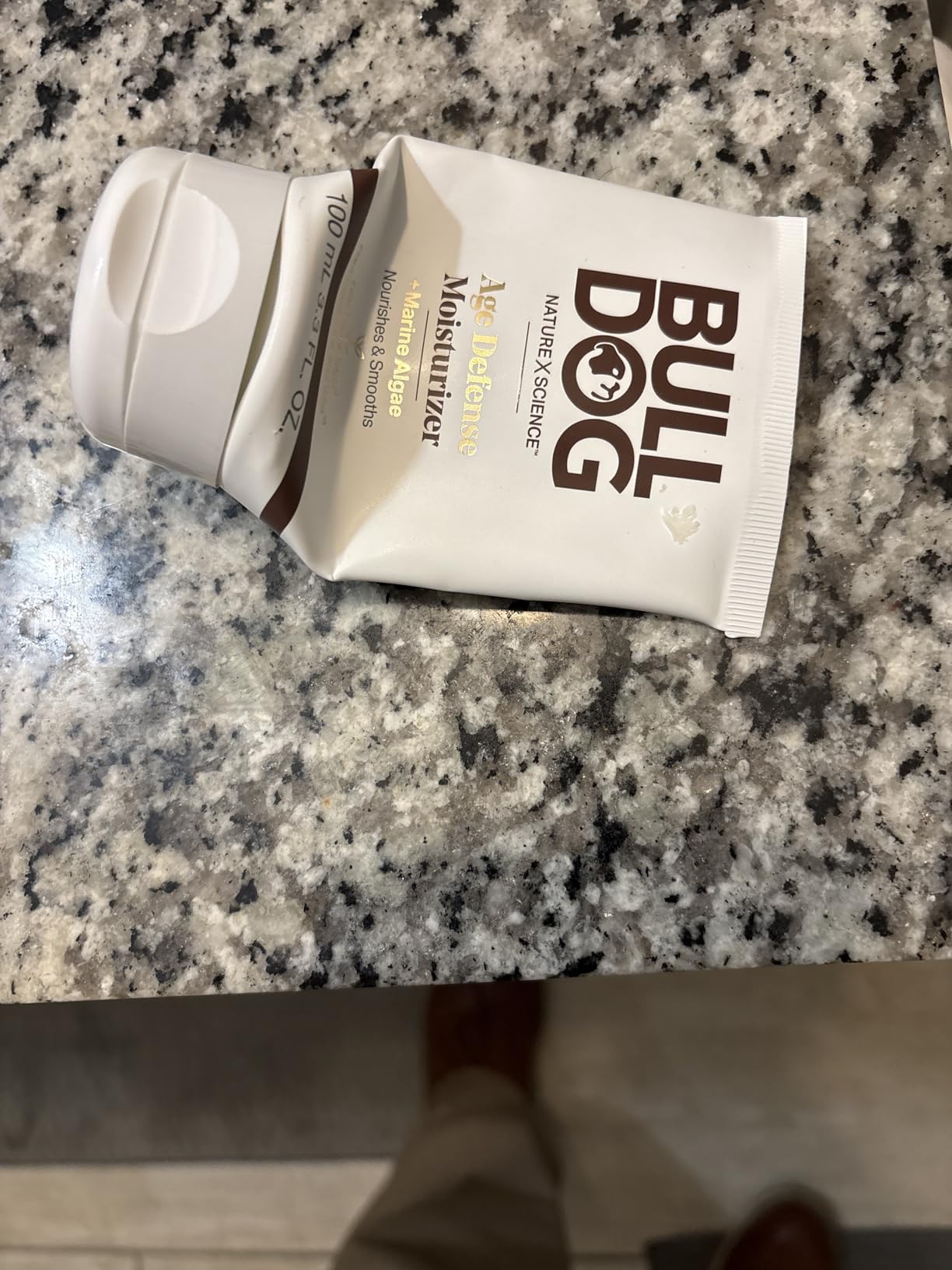 Bulldog Mens Skincare and Grooming Age Defense Eye Roll On, 0.5 Ounces customer photo 1