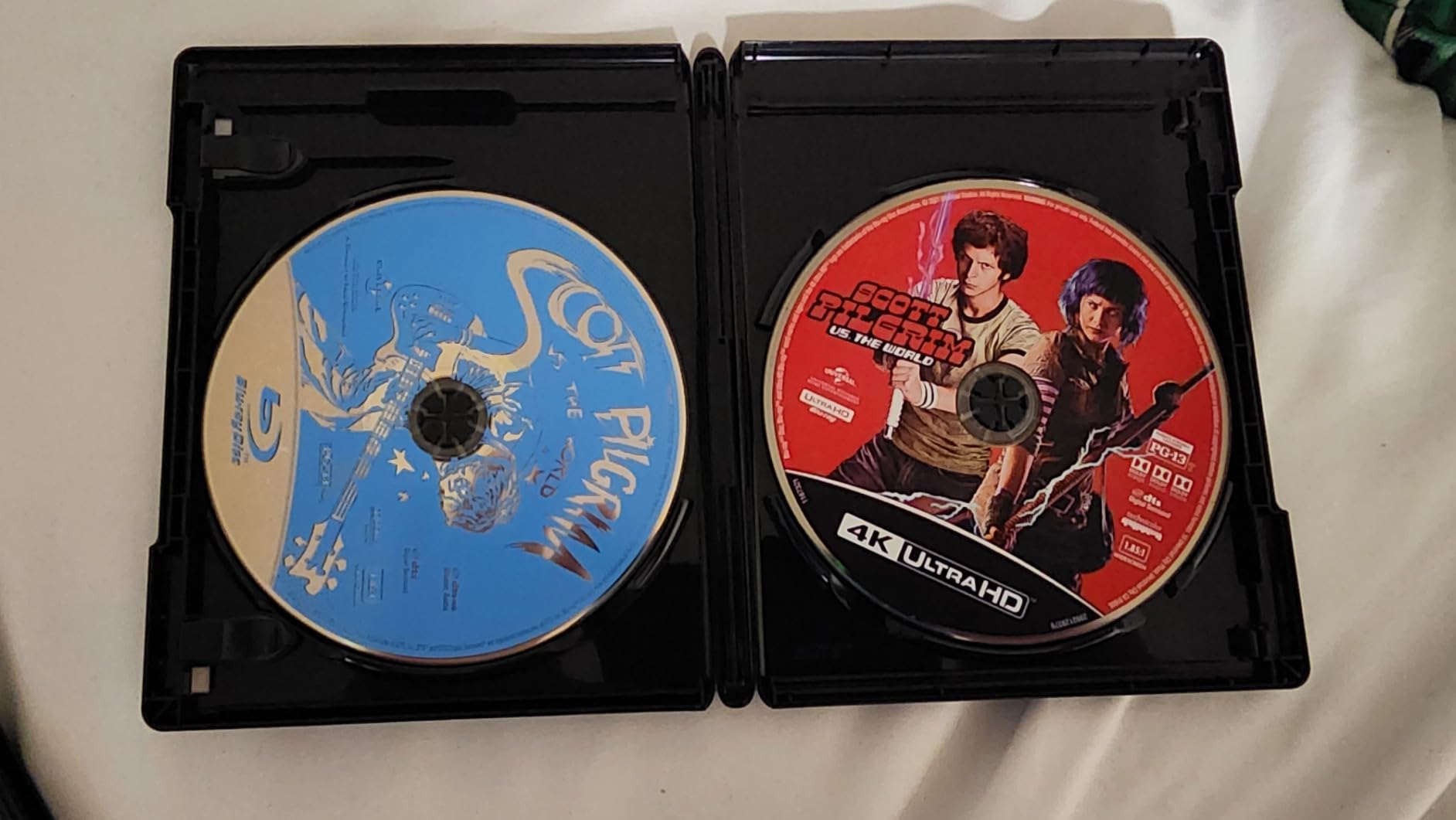 Scott Pilgrim vs. The World - 4K Ultra HD + Blu-ray + Digital [4K UHD] customer photo 1