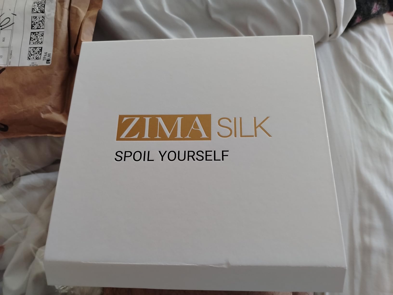 ZIMASILK 22 Momme 100% Silk Pillowcase, Ivory, Standard | Grade 6A Luxury, Hidden Zipper, Gift Box customer photo 2