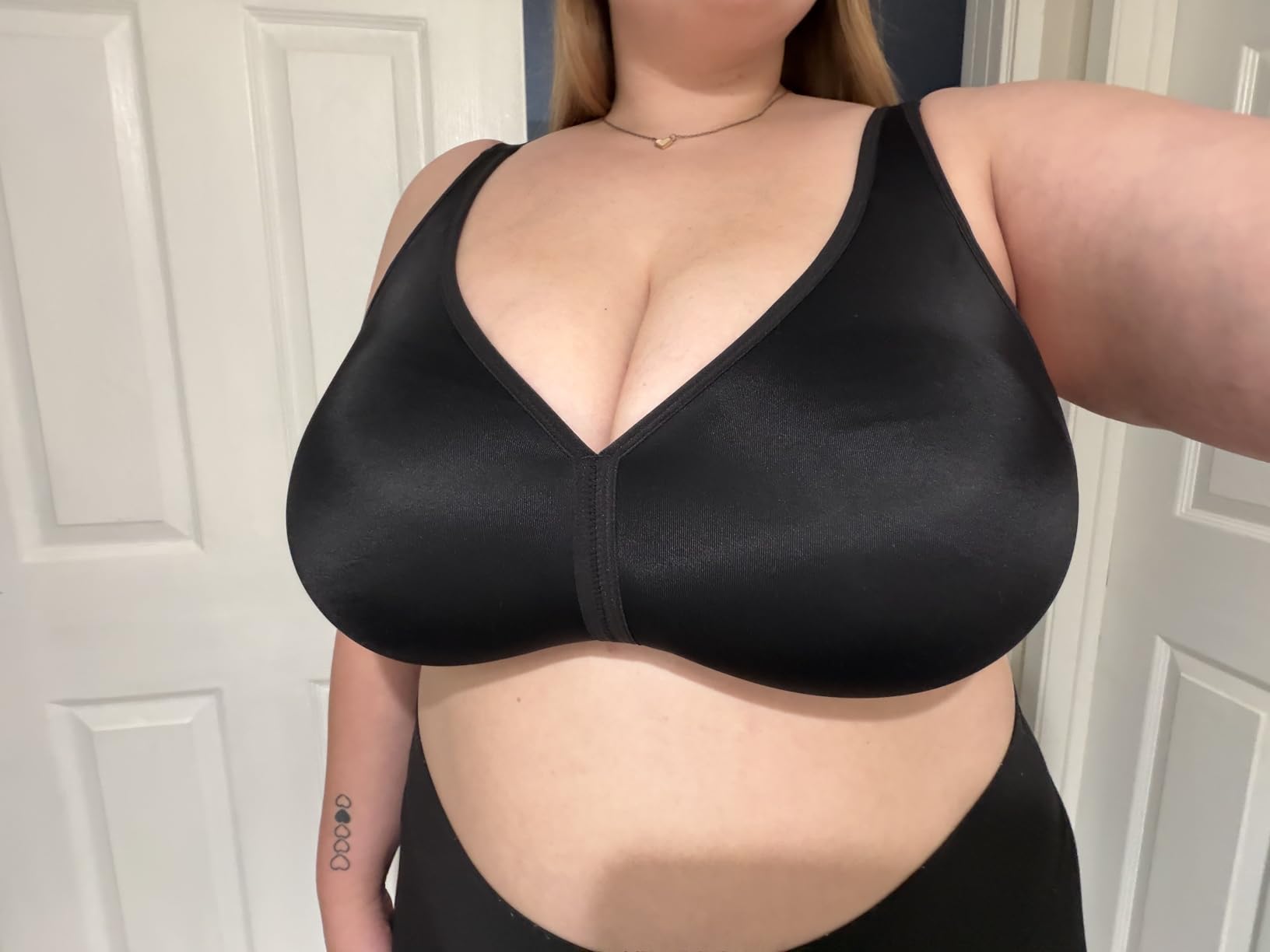 AISILIN Women's Plus Size Unlined Wireless Bra customer photo 2
