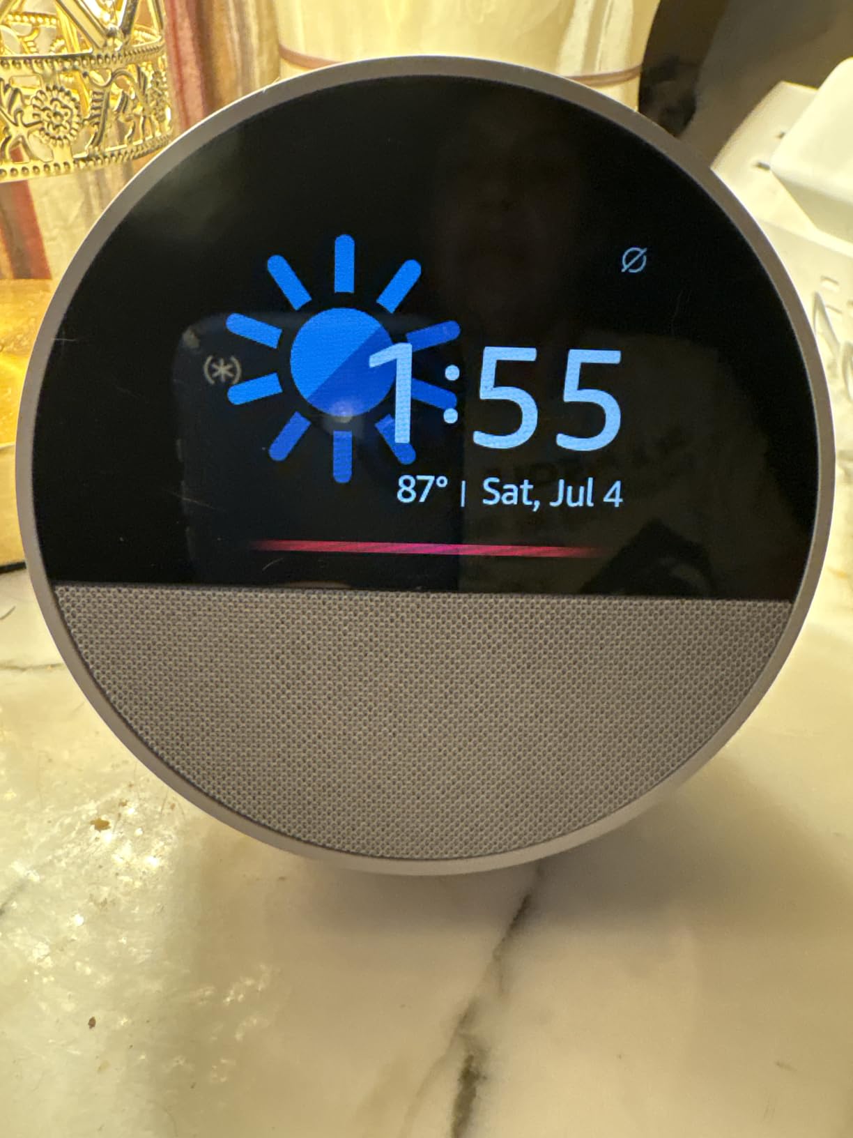 Amazon Echo Spot (newest model), Great for nightstands, offices and kitchens, Smart alarm clock, Designed for Alexa+, Black customer photo 2