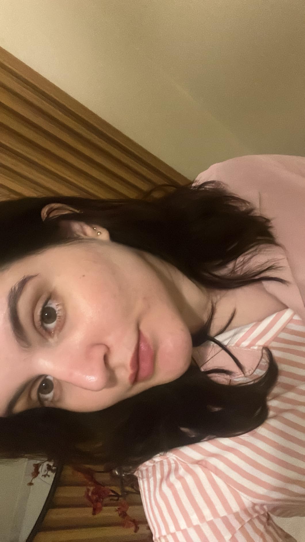 Good Molecules Pimple Patches, Hydrocolloid Patches for Face, 60 Count | Ultra-thin hydrocolloid patches that remove impurities and conceal pimples, zits, and blemishes. Suitable for all skin types. customer photo 1