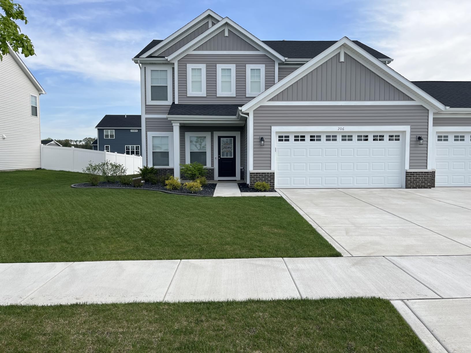 Segway Navimow i110N Robot Lawn Mower Perimeter Wire Free 1/4 Acre RTK+Vision Robotic Lawnmower, AI-Assisted Mapping, Virtual Boundary, APP Control, 58dB(A) Quiet, Multi-Zone Management customer photo 2