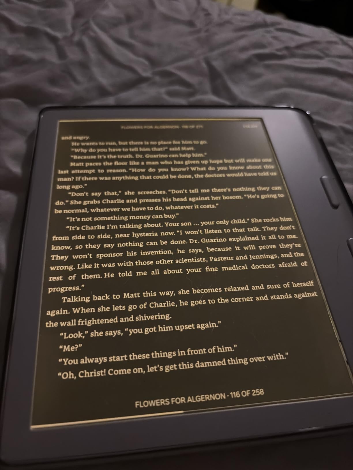Kobo Libra Colour eReader, 7” Color E Ink, Waterproof, White | 7” Color E Ink Kaleido 3, Dark Mode, Waterproof, eBooks, Audiobooks, Recycled Materials customer photo 1