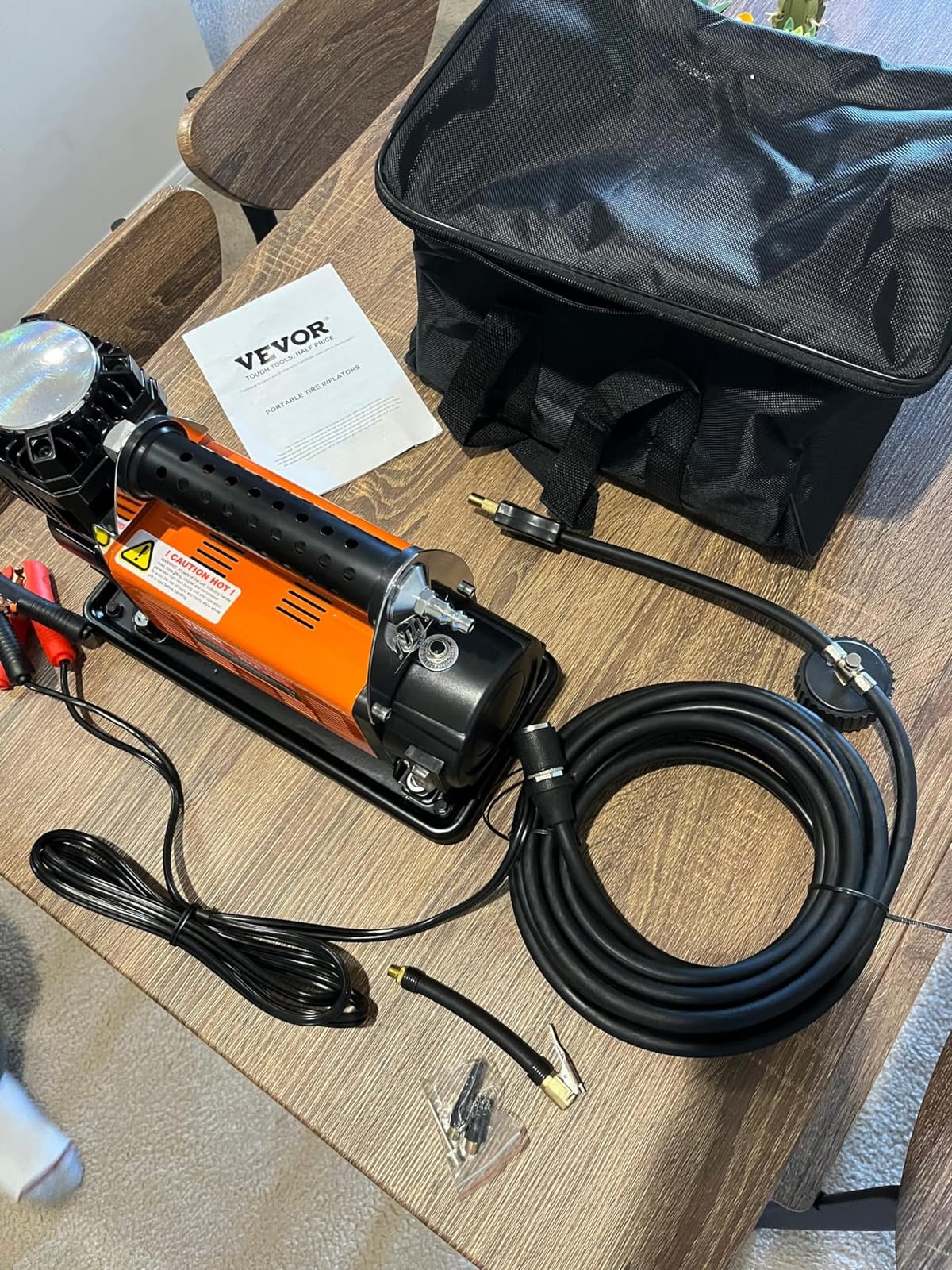 VEVOR 12V Portable Tire Inflator, 7.06CFM Heavy Duty Air Compressor, 150PSI Offroad Air Pump with Adapters for Car SUV RV Truck - Include 6.5FT Power Cord, 26FT Air Hose with Pressure Gauge, Carry Bag customer photo 1