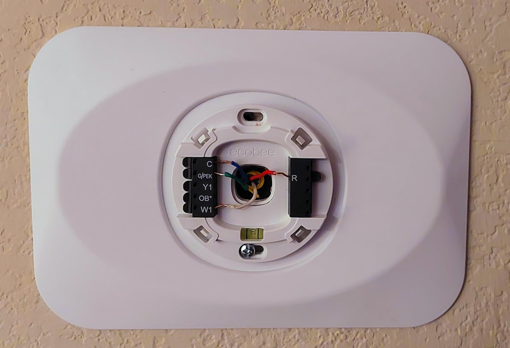 ecobee Smart Thermostat Essential - WiFi Thermostat, Energy Star Certified | Programmable Wi-Fi Thermostat - Works with Siri, Alexa, and Google Assistant. energy saving thermostat. customer photo 1
