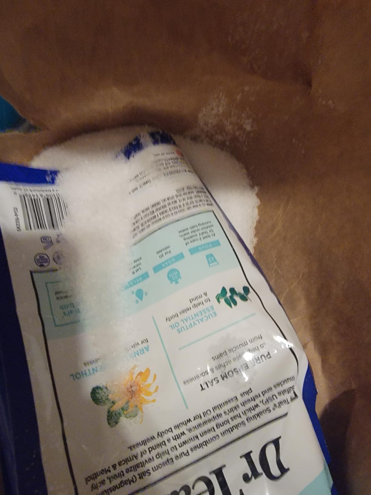 Dr Teal's Arnica Body Relief Epsom Salt Magnesium Soak with Menthol & Essential Oils, Muscle Recovery, 3 lbs customer photo 1