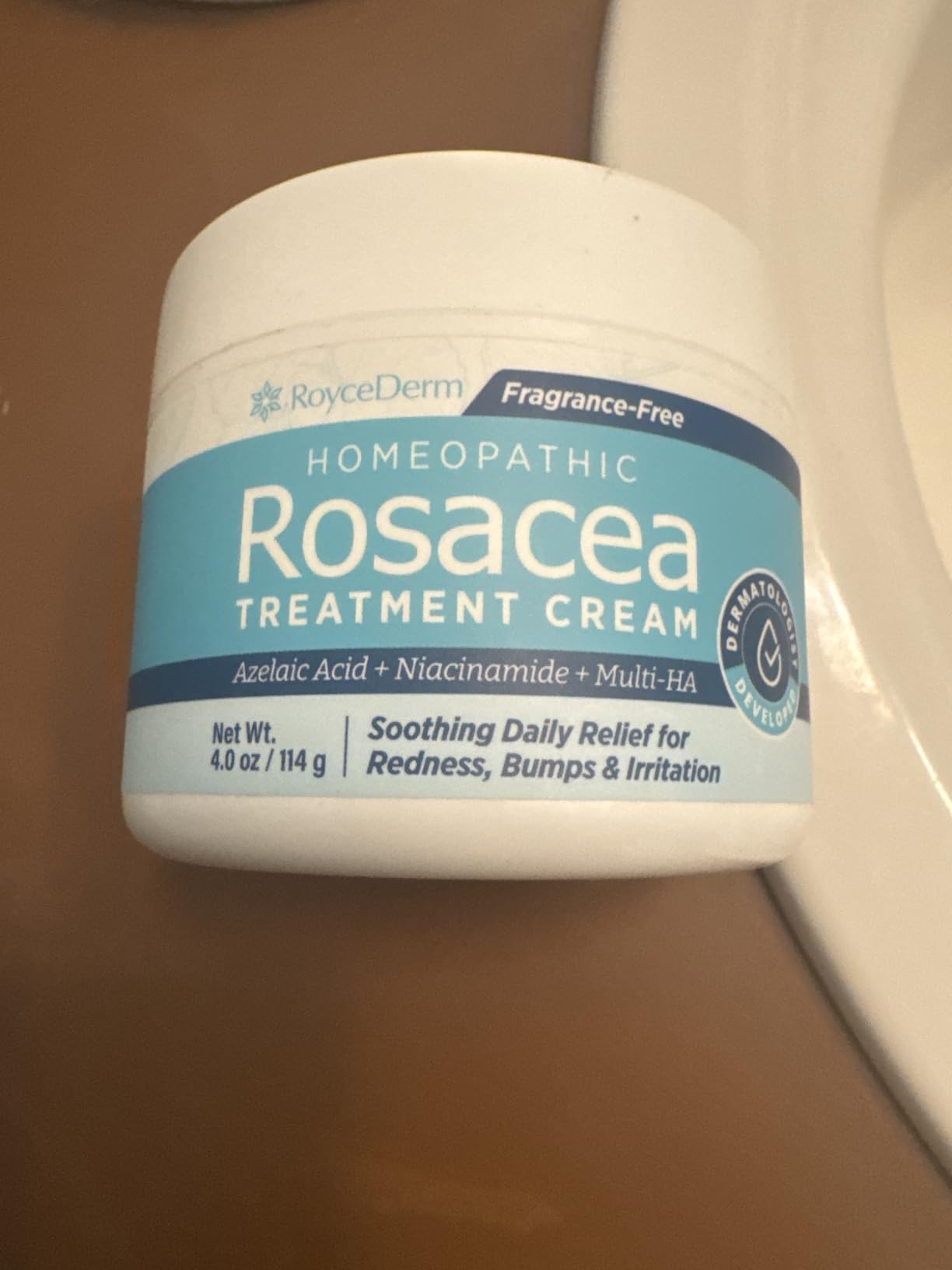 Roycederm Rosacea Treatment for Face with Azelaic Acid - Redness Relief & Corrector - Sensitive Skin Moisturizer for Redness, Bumps & Irritation with Sulphur, Niacinamide, Centella & Ceramides customer photo 1