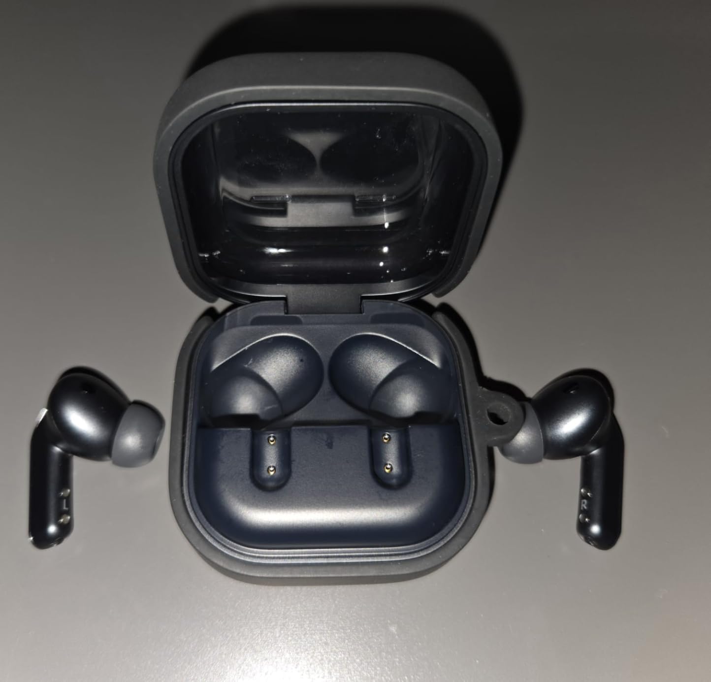 Samsung Galaxy Buds 4 Pro (2026) AI True Wireless Bluetooth Earbuds, White | Hi-Res Audio, 2-Way Speaker, ANC 2.0, Optimized Comfort, IP57, Live Translation customer photo 2