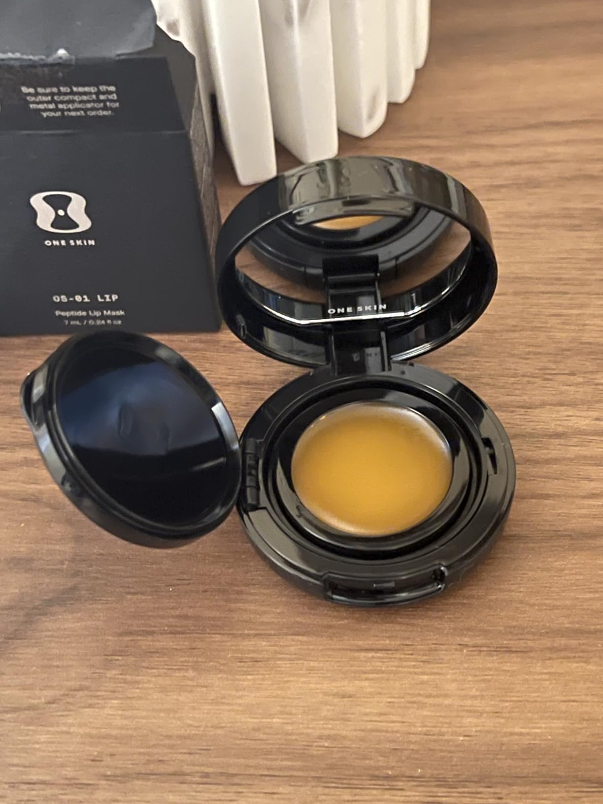 oneskin OS-01 Peptide Lip Mask, Smoother Fuller Lips, Plumping & Rich, 7ml, OS-01 Peptide targets thinning, aging lips at the cellular level. Non-sticky, fragrance-free overnight treatment customer photo 2